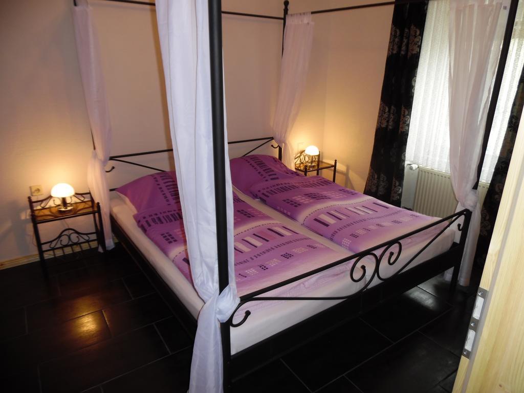 Ferienwohnung In Vino Veritas Ноймаген-Дхрон Экстерьер фото